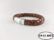 Bracelet homme cuir tressé marron clair Fermoir acier mat 