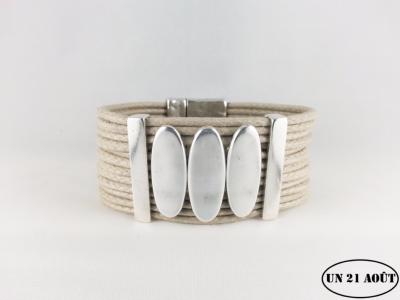 bracelet femme en coton ciré beige un 21 août